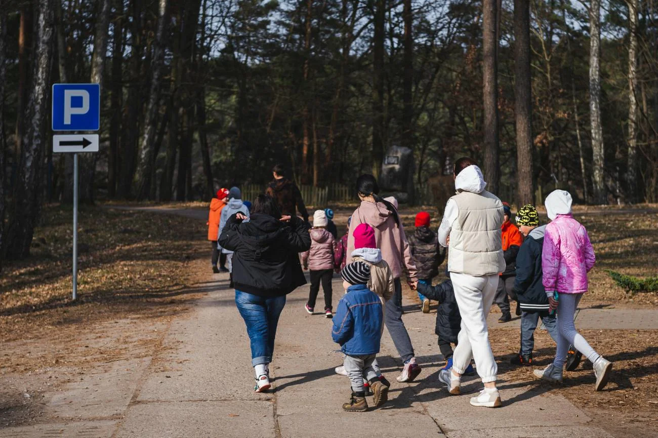 Powiatowe Centrum Młodzieży w Garczynie przyjęło ponad 112 dzieci z domów dziecka z Ukrainy z odwodu Chmielnickiego. Zdjęcie poglądowe.