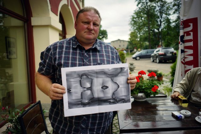 Piotr Koper twierdzi, że w poszukiwanie złotego pociągu zainwestował 65 tys. zł