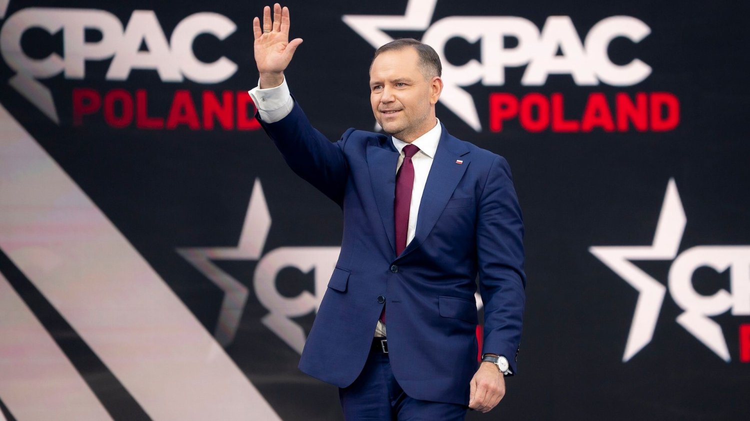 Prezydent Karol Nawrocki w trakcie konferencji CPAK.