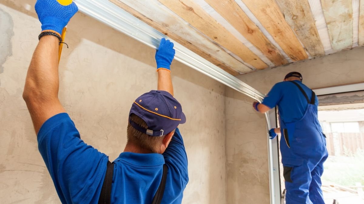 W 2018 r. pan Krzysztof kupił bramę polskiego producenta od dystrybutora, firmy Transimpex. Ta popełniła szereg błędów podczas montażu, a teraz konsekwentnie milczy, nie odpowiadając na reklamacje.