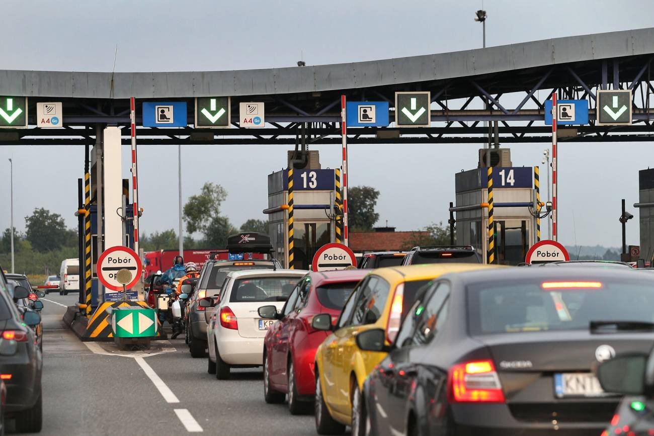 Zator przy bramach wjazdu na autostradę A4