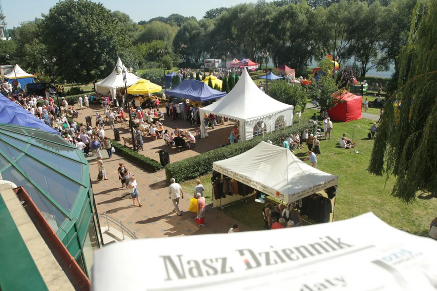 "Nasz Dziennik" publikował reklamy MPiT, a resort w zamian produkował różańce.