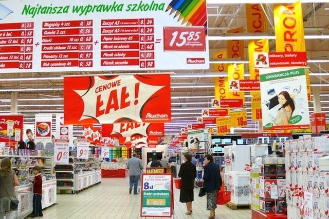 Z rynku zniknęła sieć Simply Market - teraz będzie działać pod nazwą Auchan