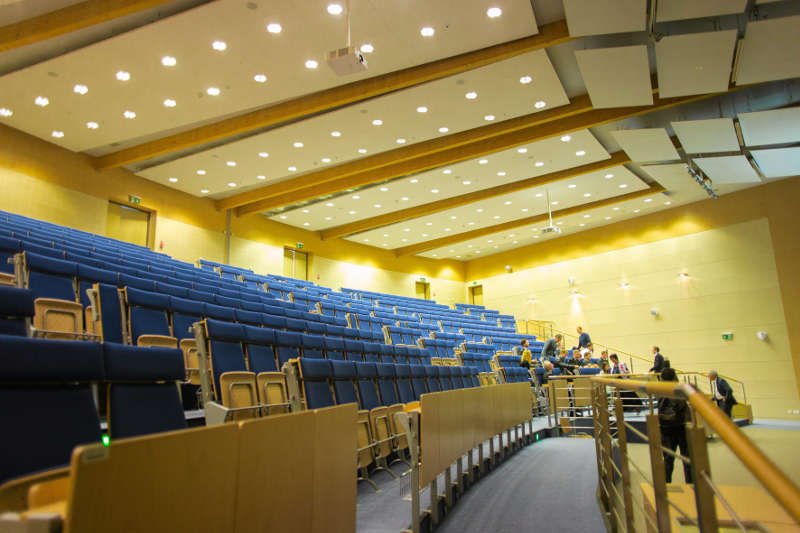 W Polsce działa 429 uczelni wyższych. „To sytuacja patologiczna” mówią eksperci i nawołują do konsolidacji