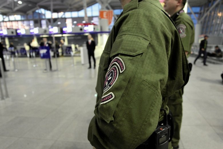 Spółki Skarbu Państwa i państwowe instytucje rezygnują z prywatnej ochrony