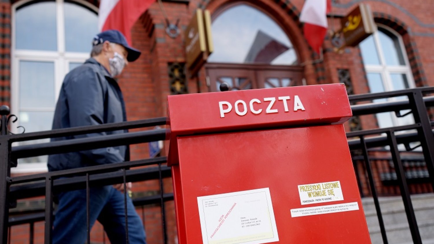 Już ponad połowa pracowników poczty zarabia na poziomie płacy minimalnej.