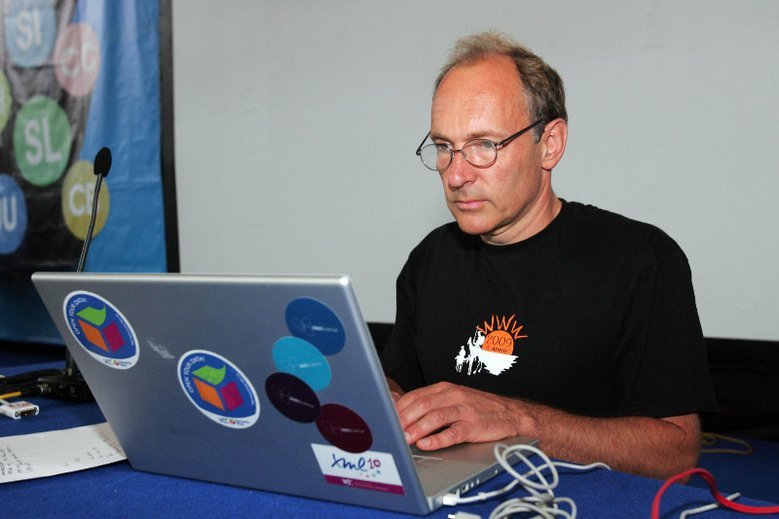 Sir Tim Berners-Lee stworzył internet, jaki znamy. Teraz planuje stworzyć nowy - lepszy i bezpieczniejszy.