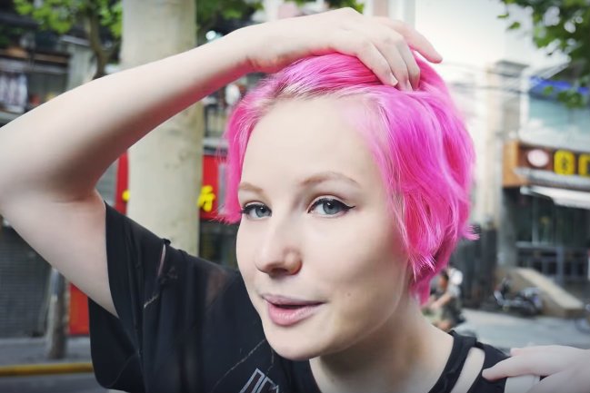 Ile można zarobić na własnym vlogu na Youtubie? Opowiada o tym Weronika Truszczyńska