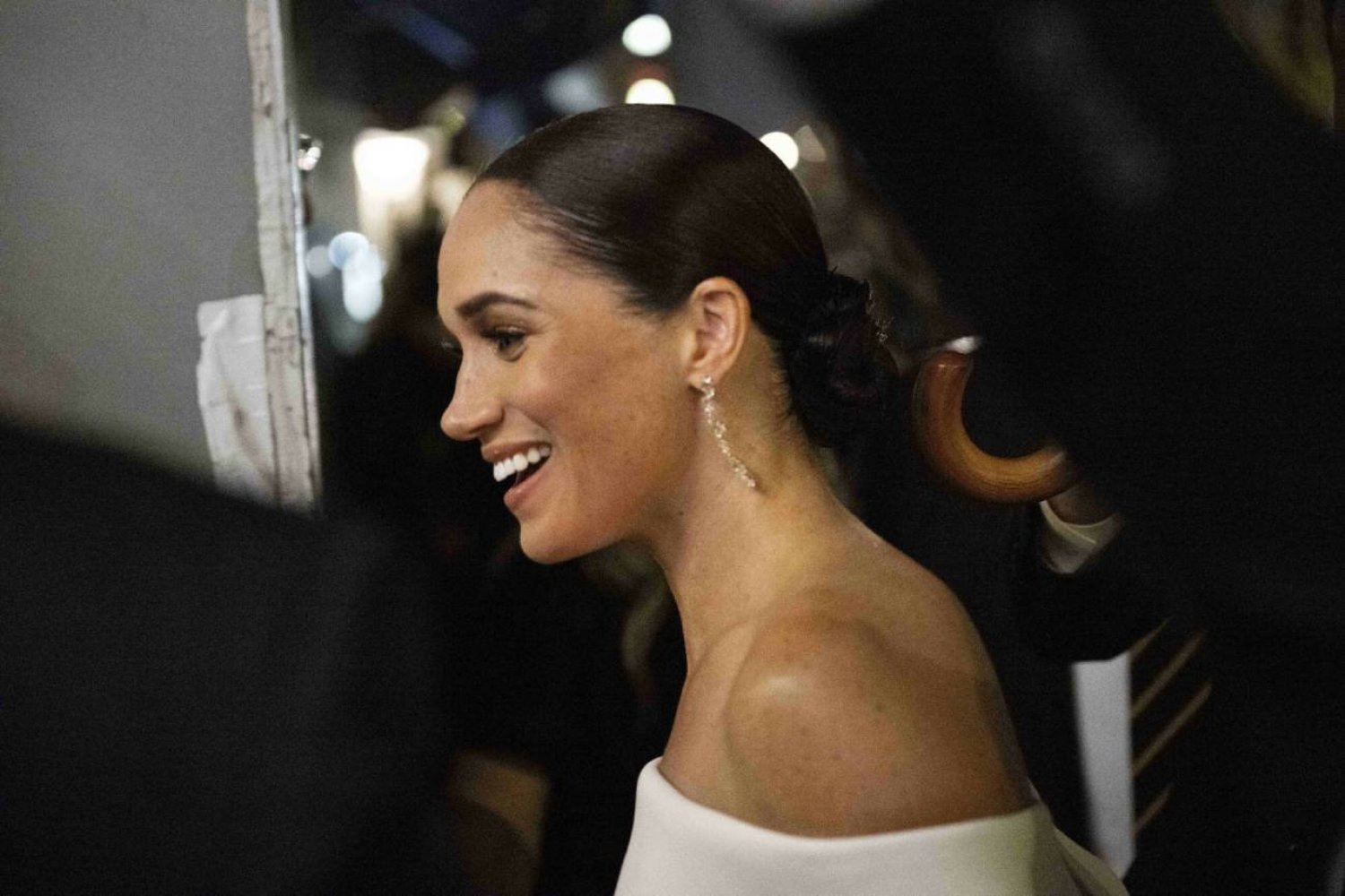 Księżna Meghan miała nie wypełnić warunków umowy.