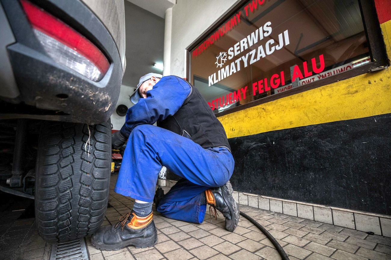 Nadciąga zima - jeśli jeszcze nie wymieniłaś/eś opon na zimowe, zrób to jak najszybciej
