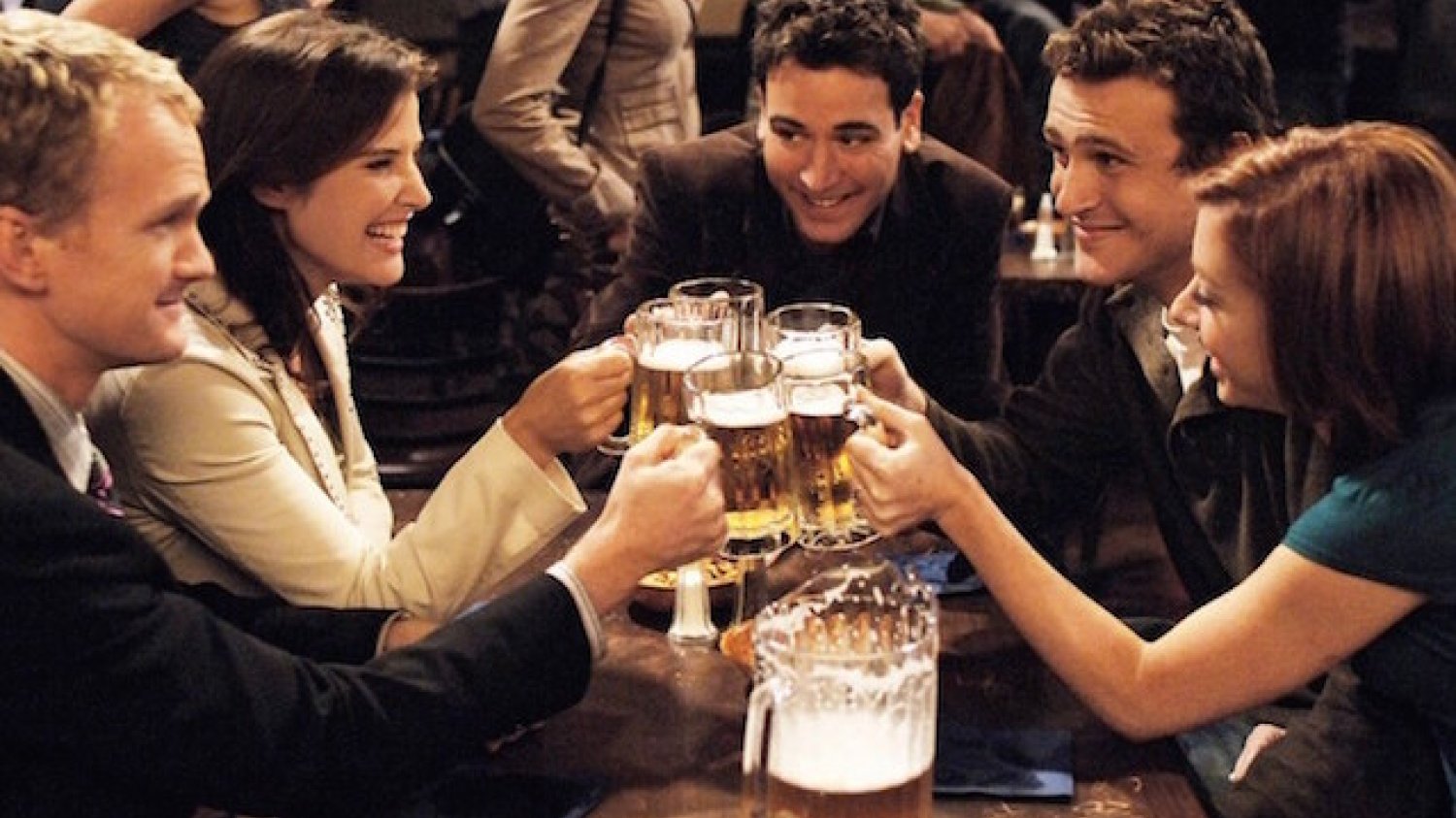 Okazuje się, że abstynencja szkodzi, podobnie jak nadużywanie alkoholu.