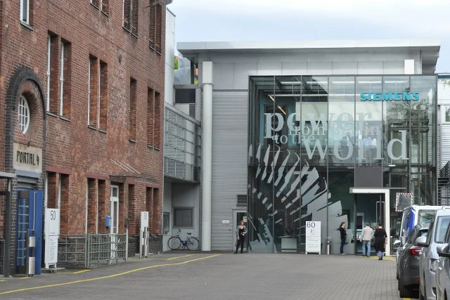 Nowy blok berlińskiej fabryki Siemens AG poświęcony innowacjom.