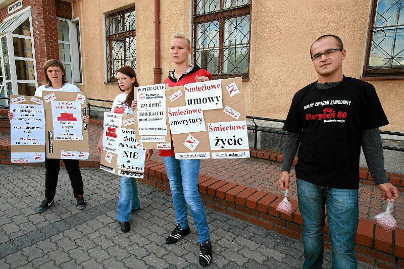 Małe firmy boją się likwidacji śmieciówek.