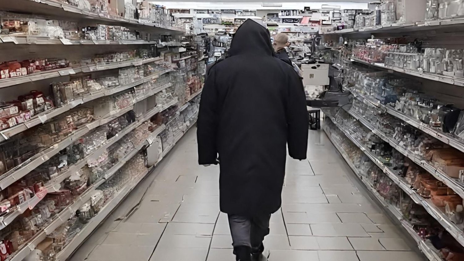 Sklepowe kradzieże stały się w Polsce prawdziwą plagą