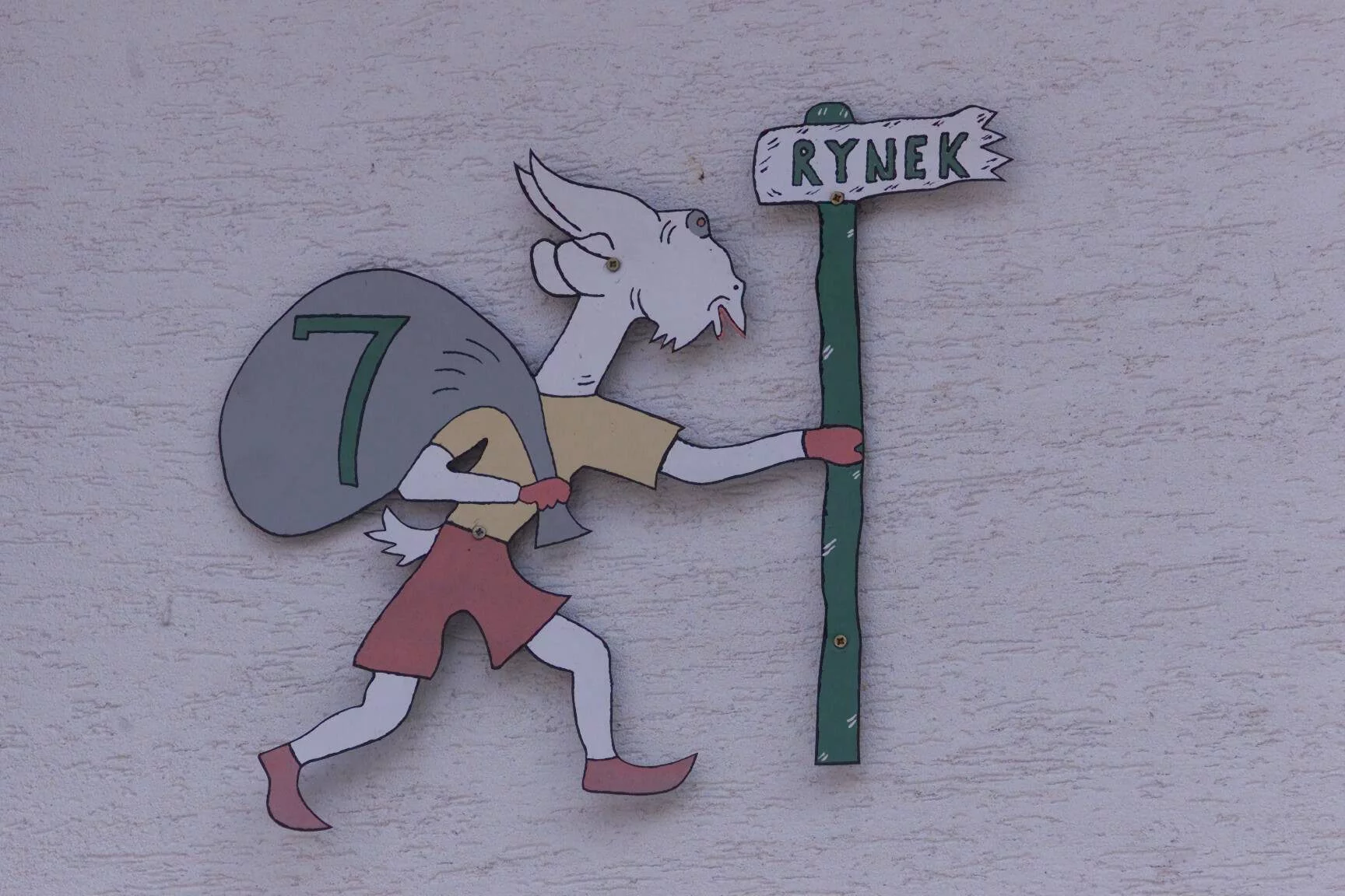 Pacanów, miasto kojarzone z legendarnym Koziołkiem Matołkiem, miał już wcześniej prawa miejskie. 1 stycznia 2019 r. je odzyska.