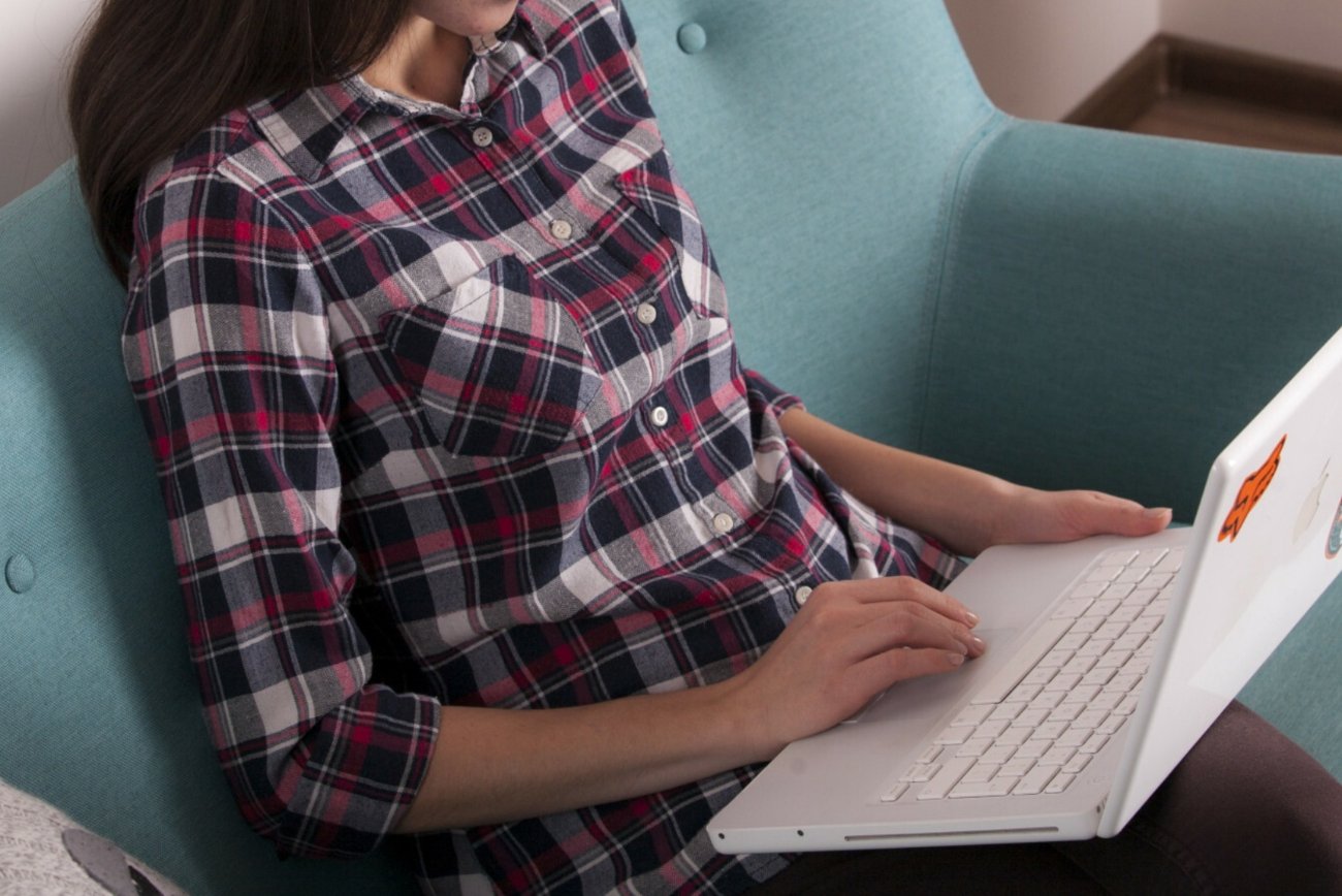 Praca na komputerze w domu