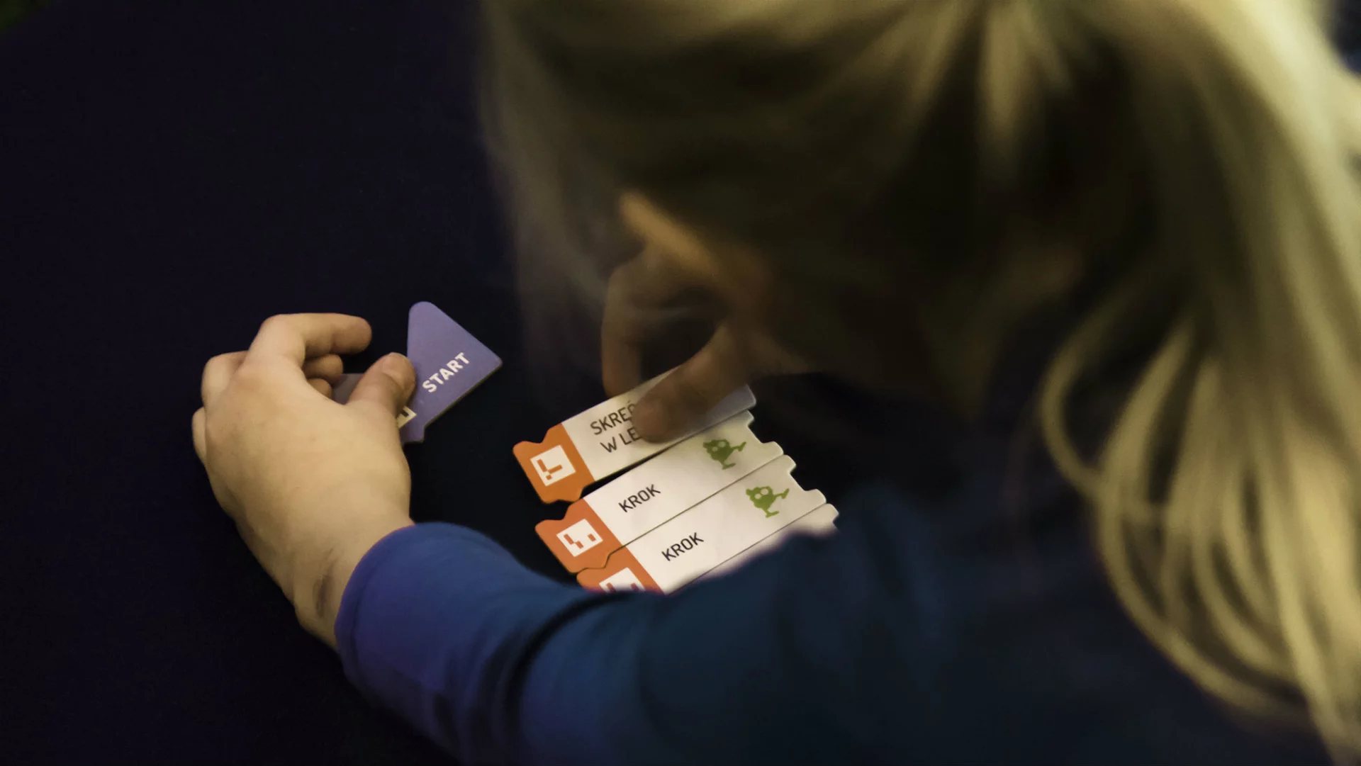 Poza aplikacją mamy elementy planszowe