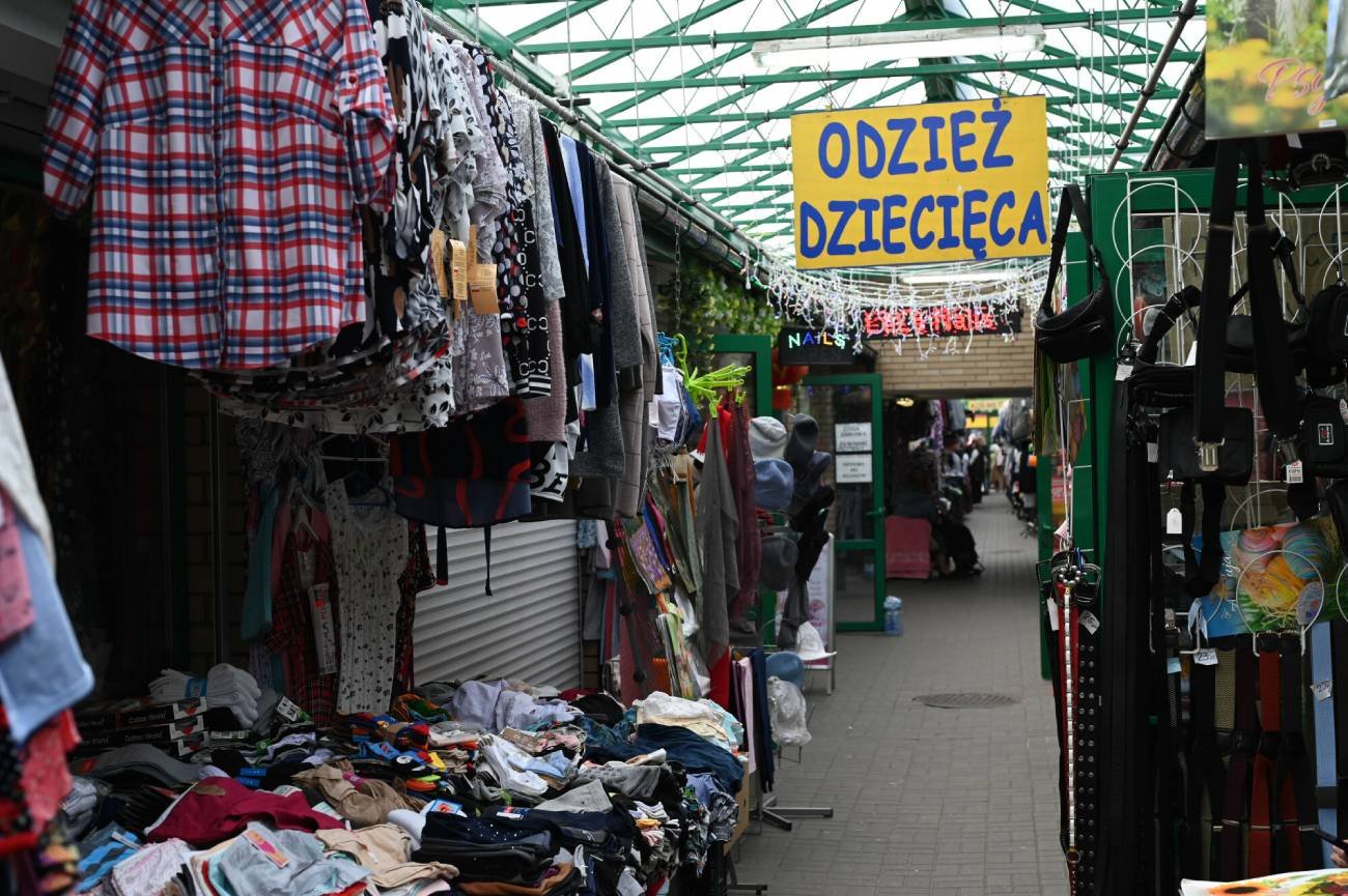 Według ekspertów nic nie stoi na przeszkodzie, by podatek VAT na odzież dziecięcą już obniżyć.