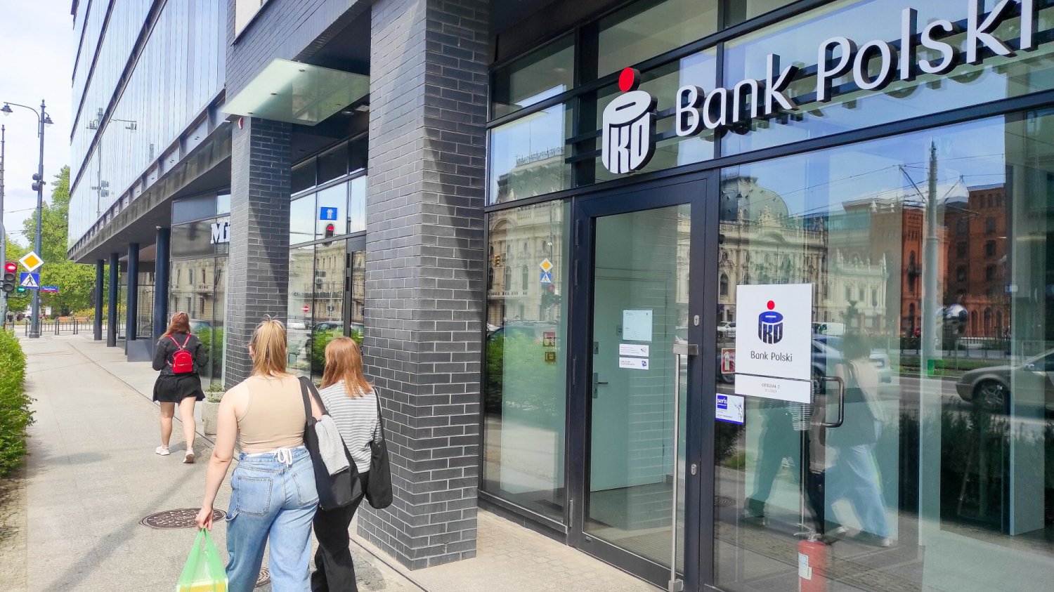 Atak hakerów na bank PKO Bp i Pekao – oszuści wysyłają fałszywe wiadomości e-mail