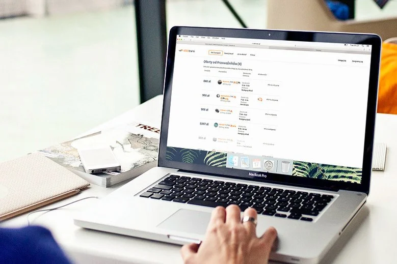 Clicktrans to platforma aukcji transportowych, łącząca osoby i firmy potrzebujące transportu z przewoźnikami z całej Europy. Założycielami innowacyjnego serwisu są Michał Brzeziński i Agnieszka Korzeniewska