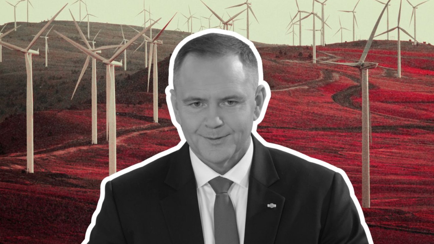 Weto "ustawy wiatrakowej" to nie największy problem OZE. Oto prawdziwe bariery. Karol Nawrocki na tle wiatraków.