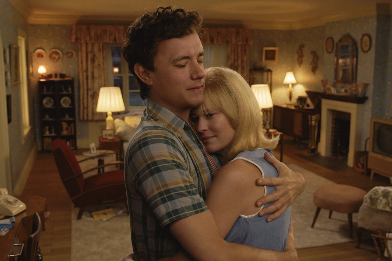 Do kin trafił pierwszy taki film. Aktorów odmłodziła sztuczna inteligencja 'Here. Poza czasem' będzie hitem? Hanks i Wright odmłodzeni przez AI