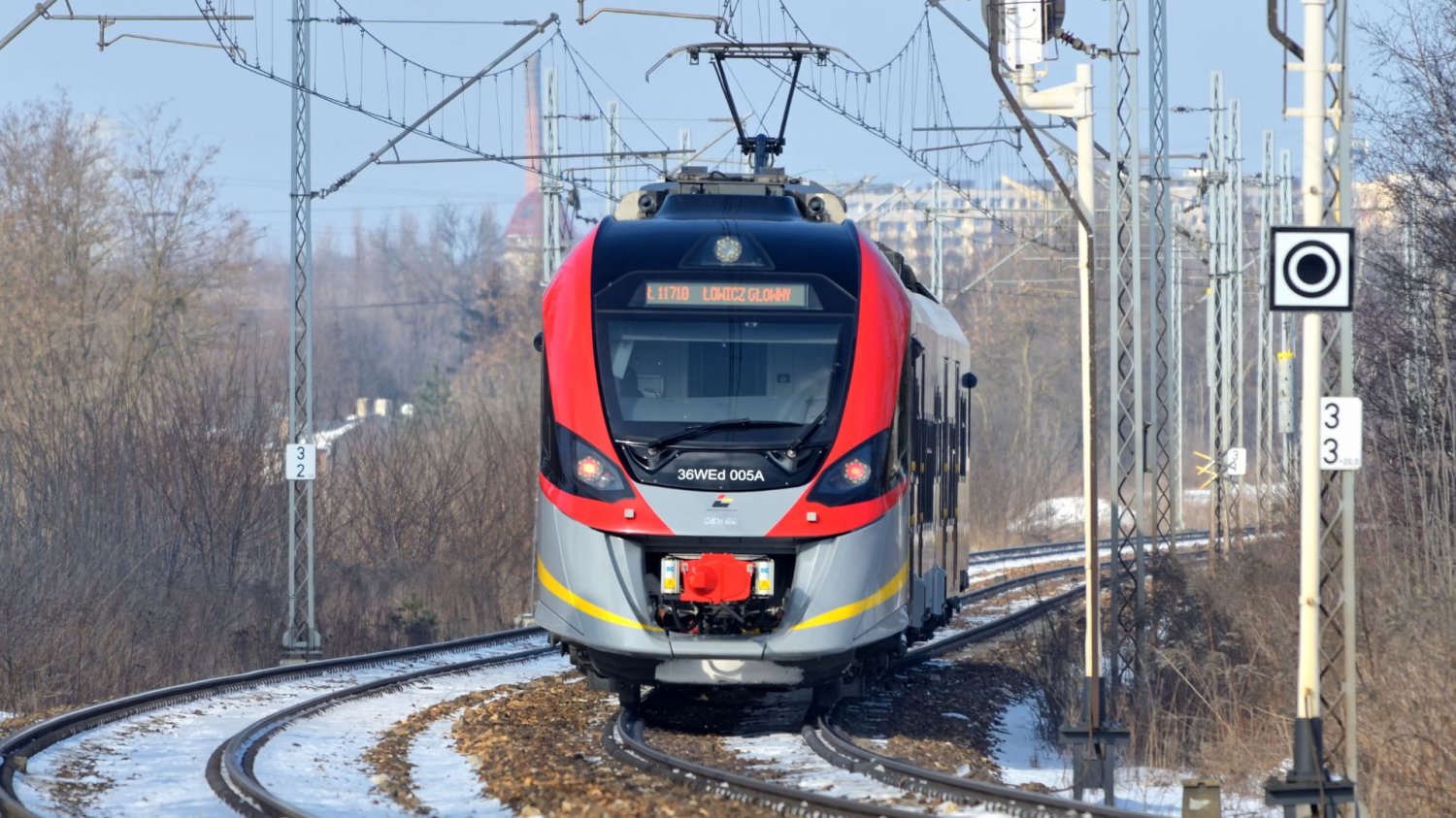 Pociąg Impuls Newag.