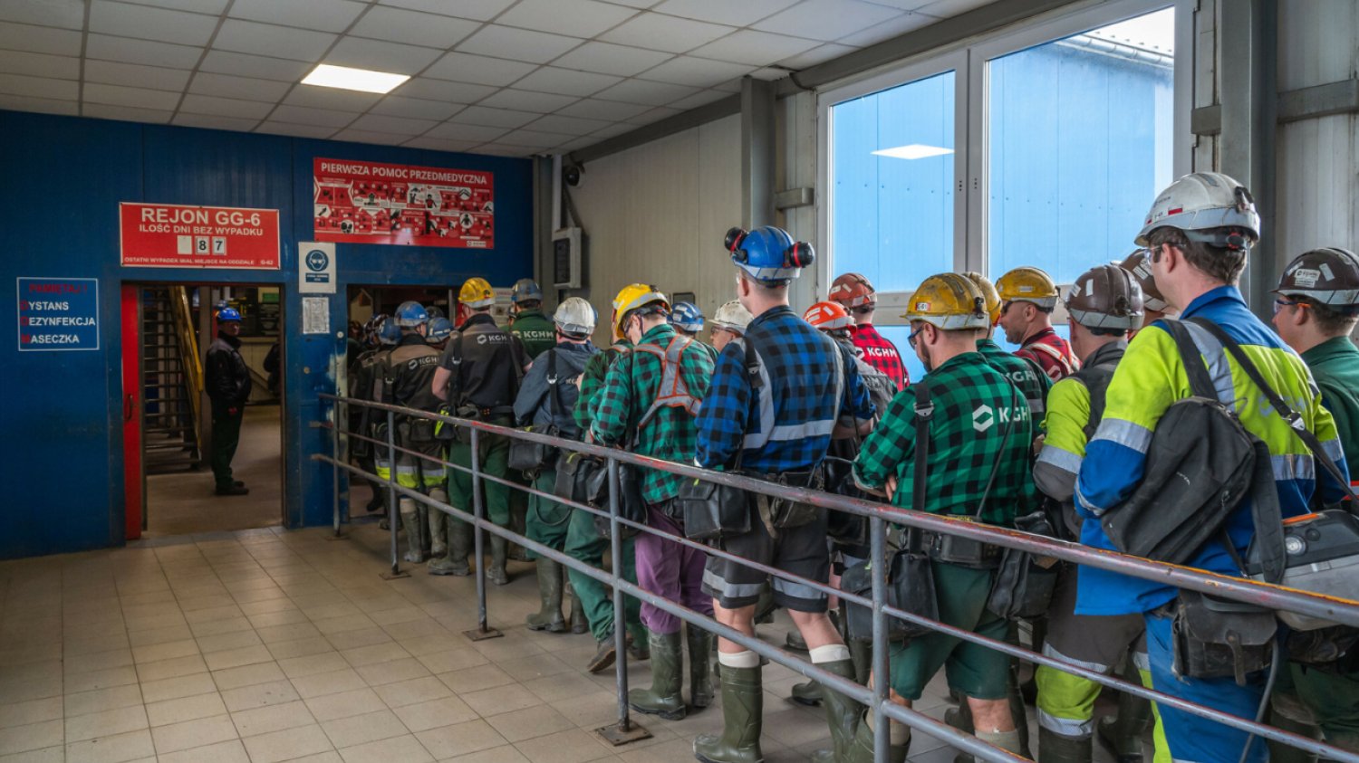 Wysokość wynagrodzenia nie zależy tylko od umiejętności, doświadczenia i zajmowanego stanowiska. Duże znaczenie ma również lokalizacja kopalni.