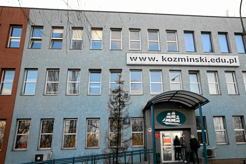 Akademia Leona Koźmińskiego.