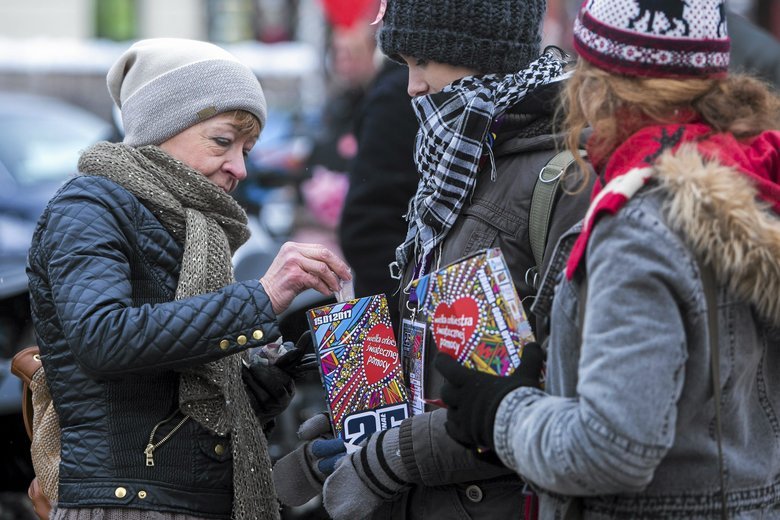 120 tysięcy wolontariuszy WOŚP nie będzie w tym roku kwestować pod centrami handlowymi