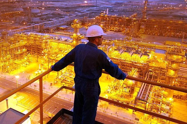 Na giełdę trafi wart 100 mld dolarów pakiet 5 proc. akcji Saudi Aramco