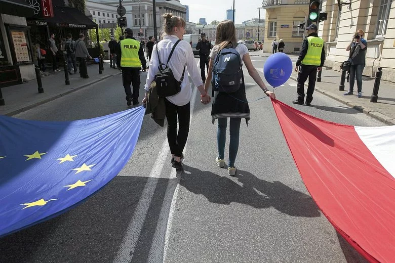 Unia Europejska tworzy nowy wieloletni budżet. Z unijnego tortu Polsce ma tym razem dostać się mniejszy kawałek.