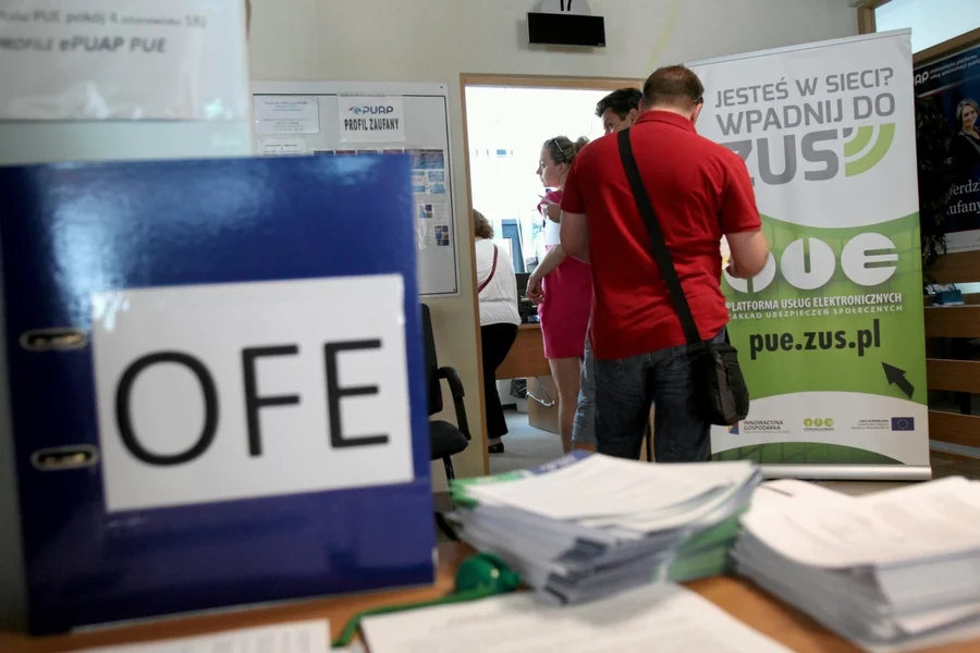 Środki z OFE mają trafić indywidualne konta emerytalne, a środki z Pracowniczych Planów Kapitałowych mają oliwić giełdę.