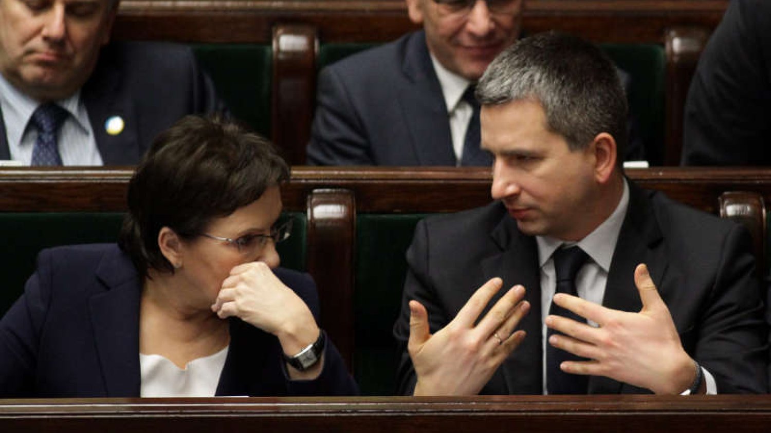 Premier Ewa Kopacz i minister finansów Mateusz Szczurek w trakcie debaty nad przyjęciem budżetu.