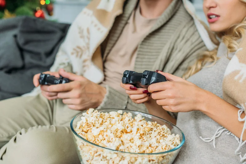 Borderlands 3, Frostpunk, Civilization VI, Destiny 2: Twierdza Cieni, Total War: Three Kingdoms i Call of Duty: Modern Warfare. Oto propozycje gier idealnych na gwiazdkowy prezent dla kogoś, kto posiada umiejętność zarządzania i strategicznego myślenia