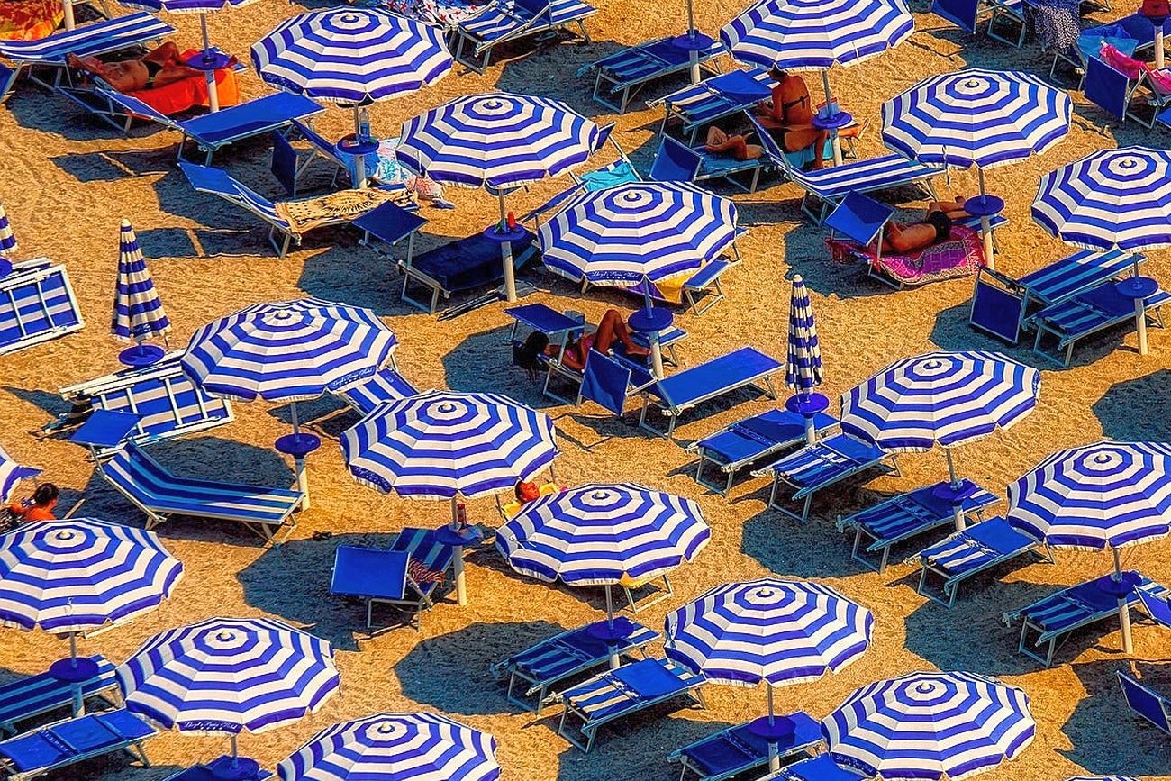 Zagraniczne wakacje w 2022 roku będą o prawie 900 zł droższe, niż rok temu