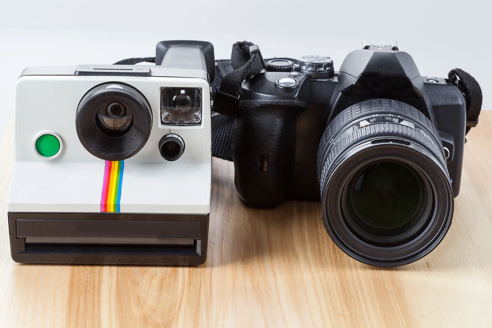 Polaroid stworzył nowy aparat OneStep2