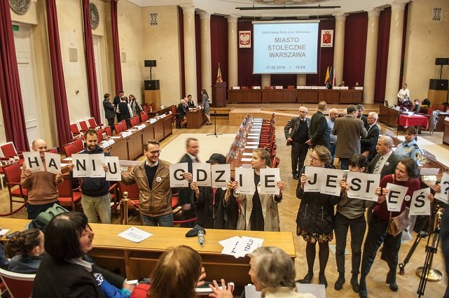 Jeden z protestów przeciwko polityce Hanny Gronkiewicz Waltz, zorganizowany przez Miasto Jest Nasze