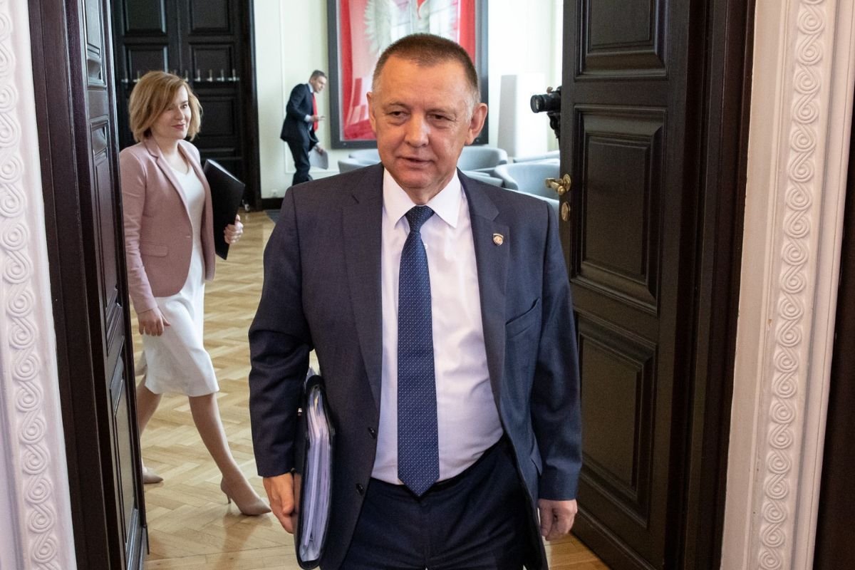 CBA nie odpuszcza Banasiowi. Przedłuża kontrolę jego majątku.