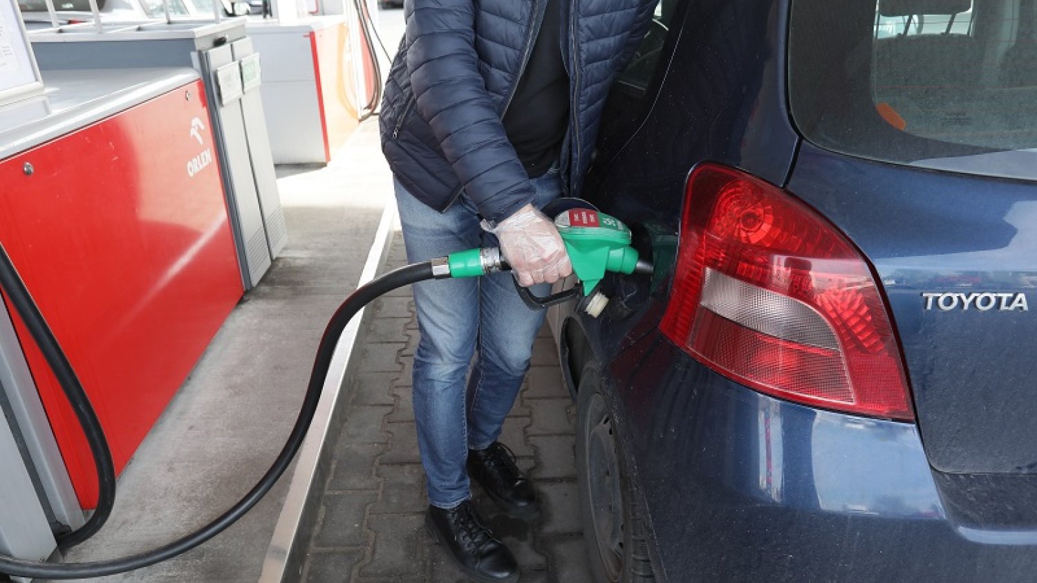 5 złotych z przodu przy cenie za litr jest już naszym nowym standardem.