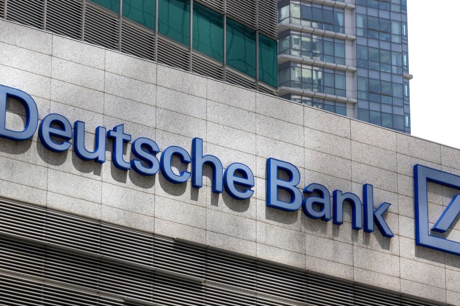 Deutche Bank ma poważne kłopoty. Śledczy weszli do głównej siedziby Deutche Bank.