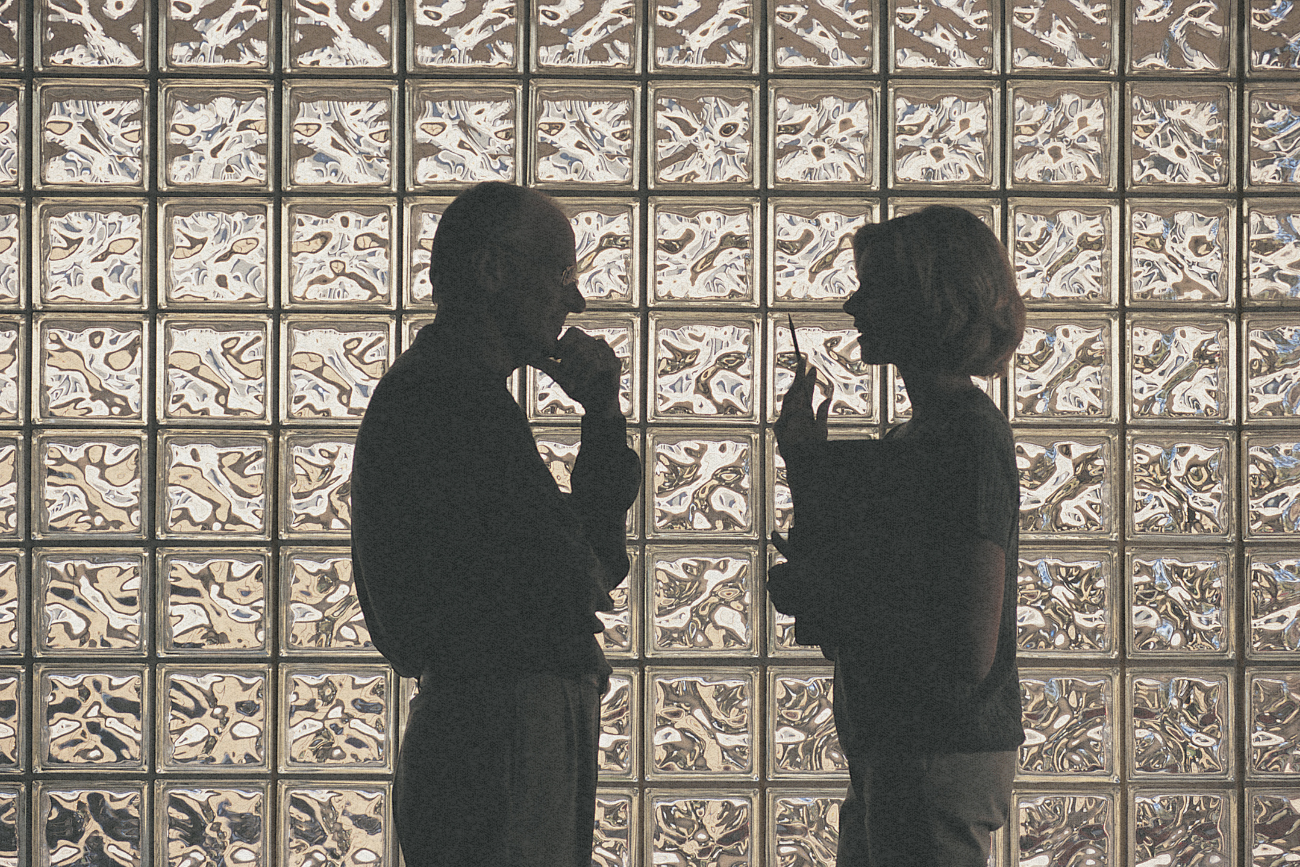 "Co ciekawe, relacje z naszymi zwierzętami stają się bliższe niż z rodziną. Czy więc nasze pupile zastępują nam ten element miłości?"