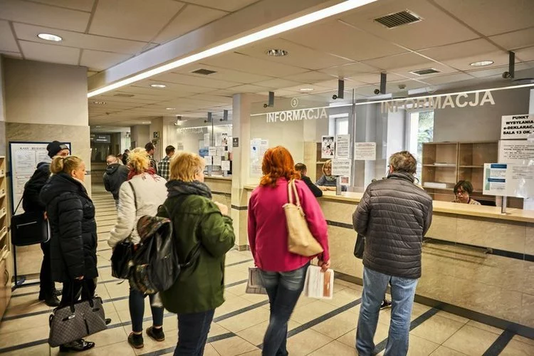 Oczekiwanie na wpisanie na białą listę może trwać tygodniami.