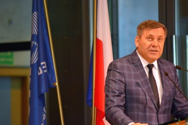 Wicepremier Piechociński na prezentacji raportu śródokresowego z obecności Polski w strukturach Europejskiej Agencji Kosmicznej (ESA)