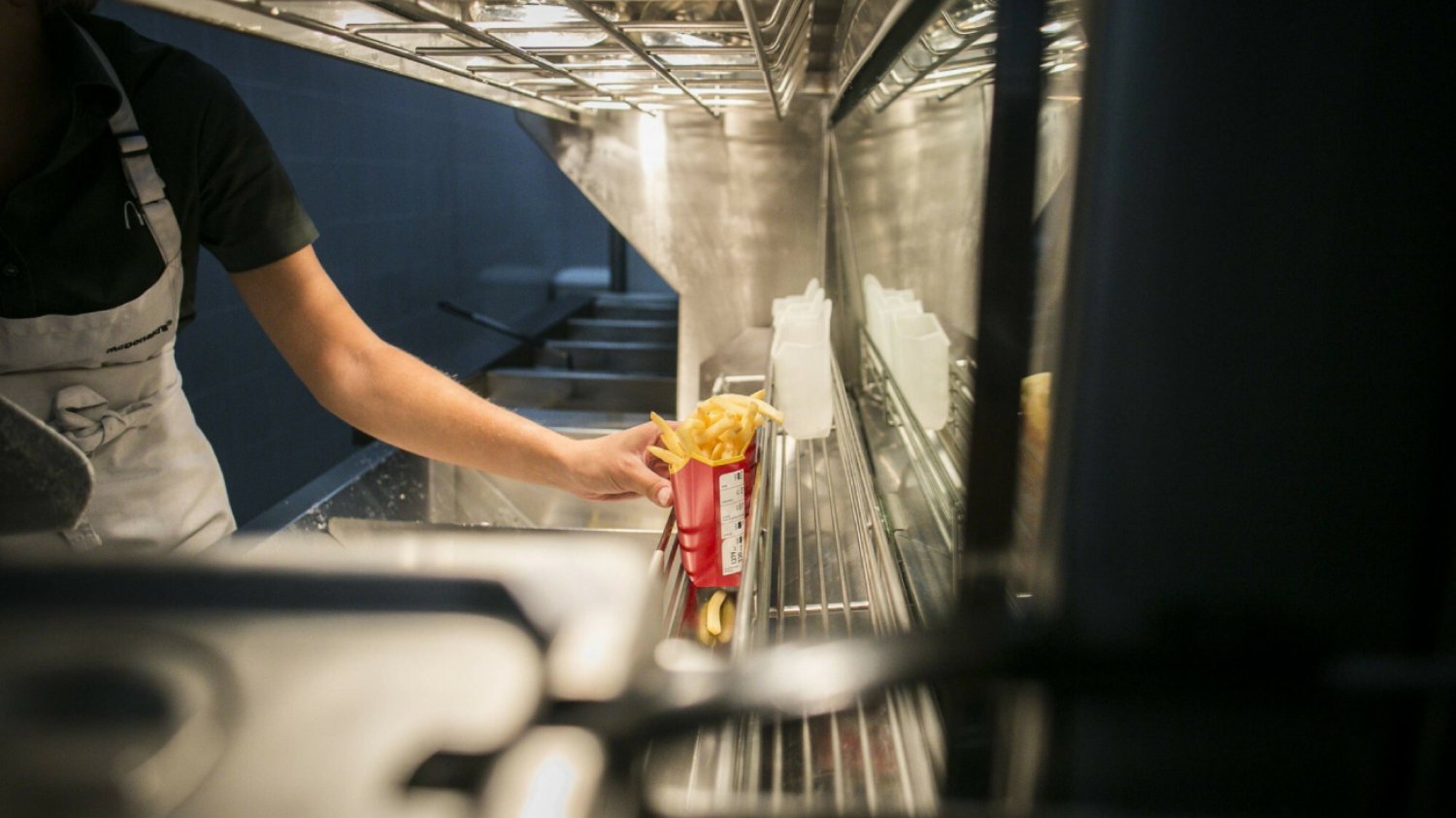 Pracownik McDonald's rzucił pracę w środku zmiany