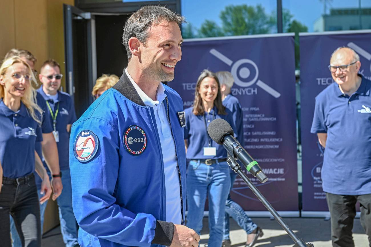 Sławosz Uznański-Wiśniewski wraca po... podwyżkę. Tyle zarabiają astronauci