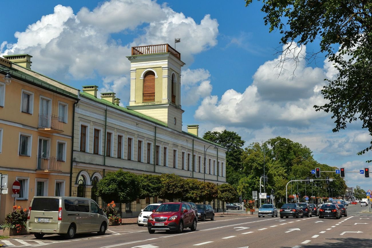 Suwałcki ratusz ma kłopot: pieniędzy nie starcza na bieżące wydatki