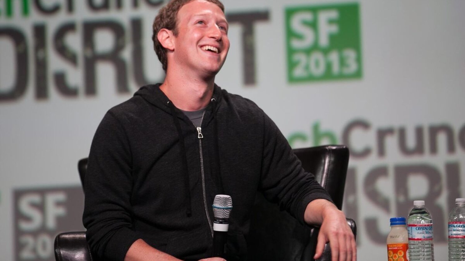 Mark Zuckerberg podzielił się swoją opinią na temat miliarderów podczas transmitowanej na żywo sesji Q&A z pracownikami Facebooka.