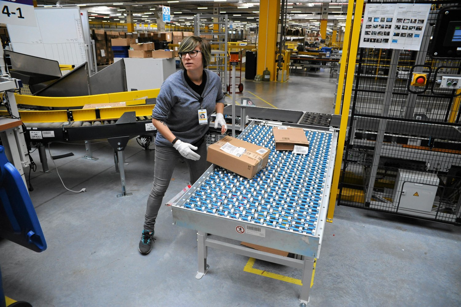 Amazon do pracy nad ubraniami zastosuje sztuczną inteligencję