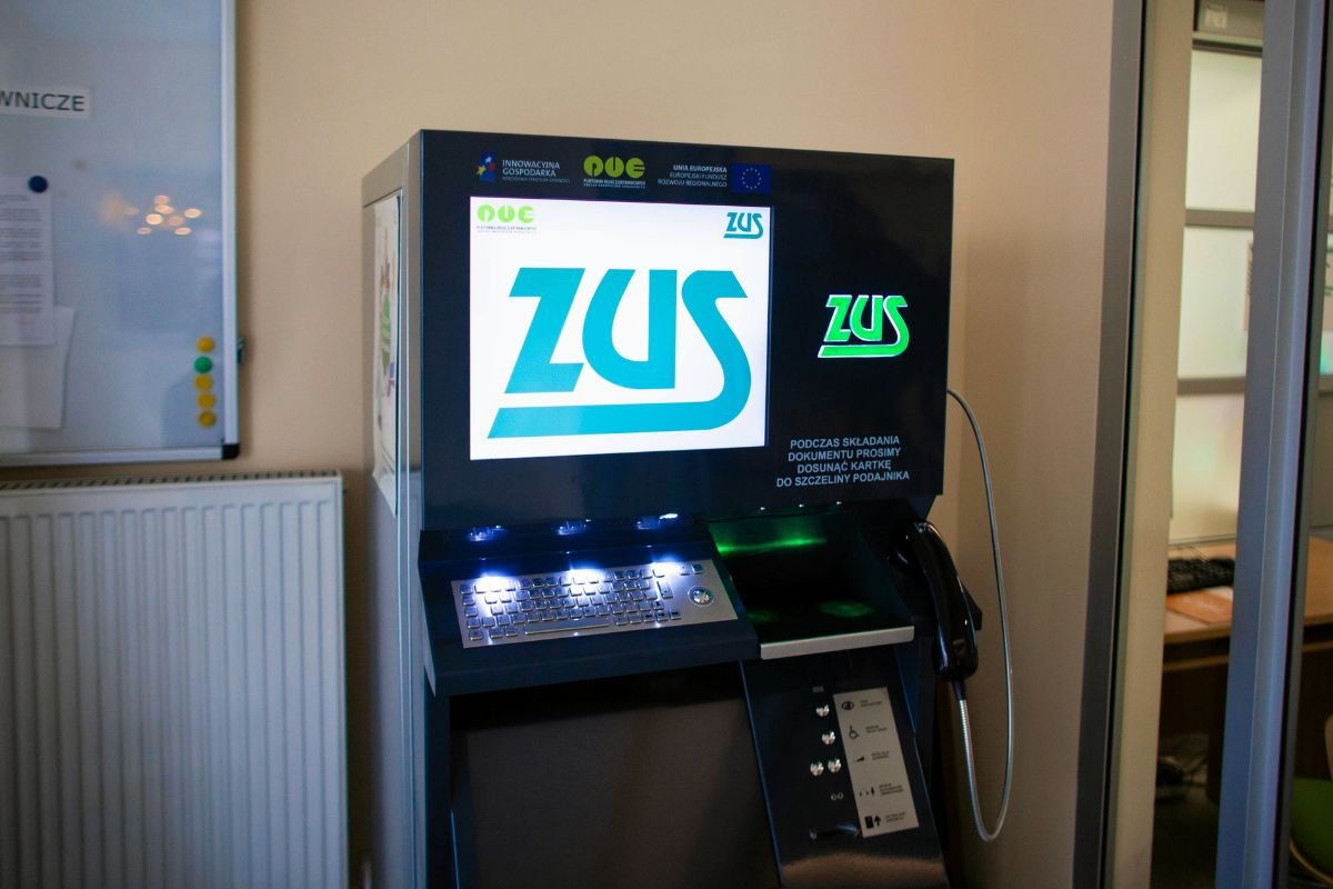 ZUS kontroluje osoby na zwolnieniu lekarskim. Tysiące zasiłków do zwrotu.